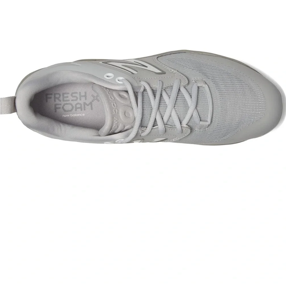 New Balance Fresh Foam Light Gray baseball cleats